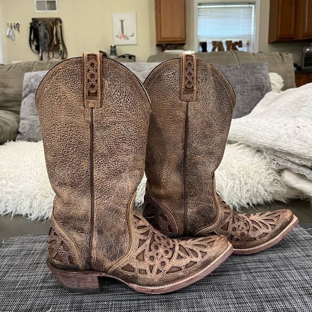 Women’s Size 8 Ariat Meridian Authentic Leather Cowboy Boots